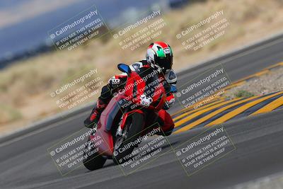 media/Sep-11-2022-SoCal Trackdays (Sun) [[81b7e951af]]/Turn 16 (945am)/